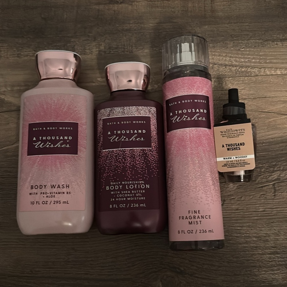 5-piece Bath & body works - tote bag & A thousand wishes set